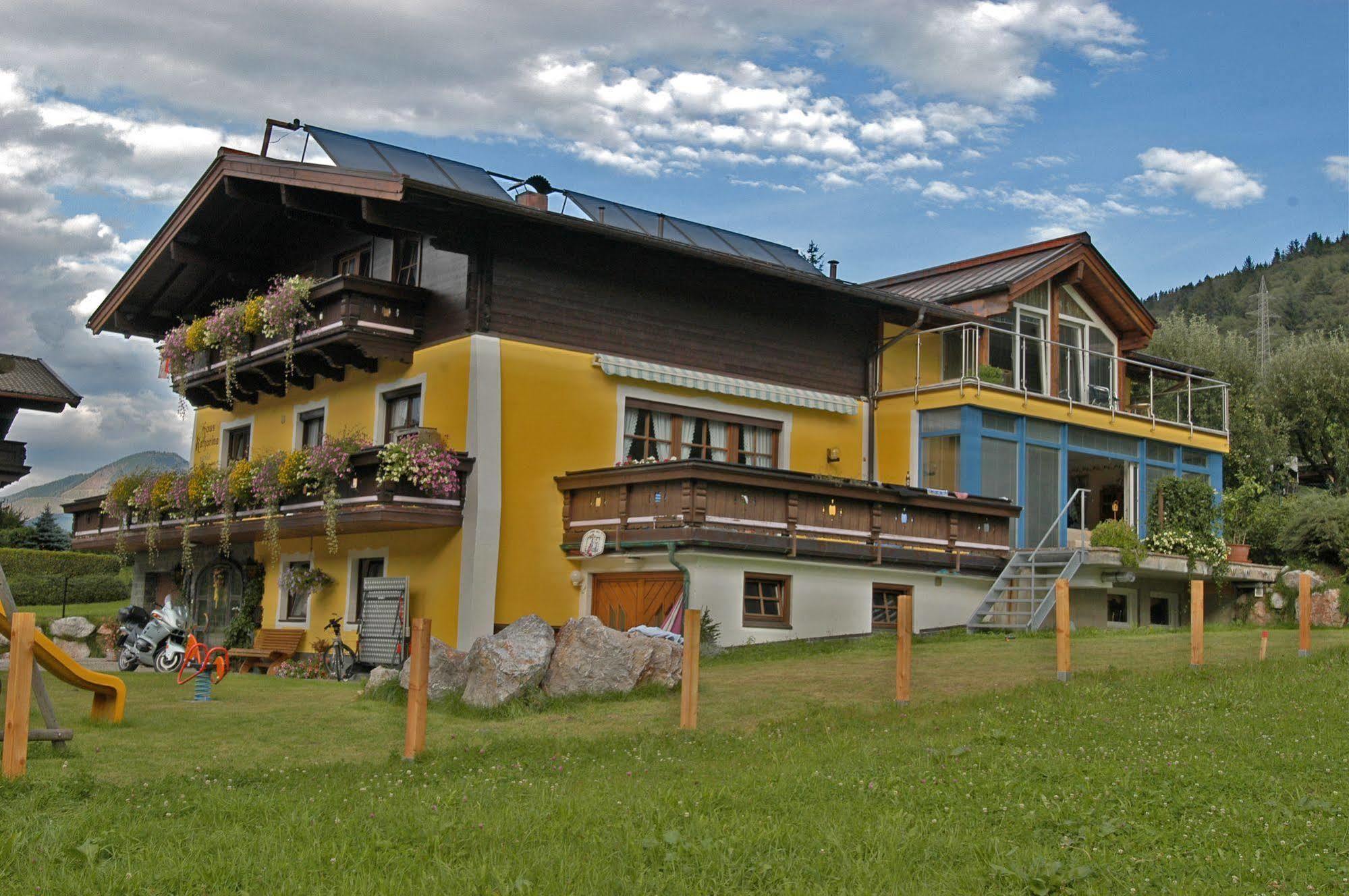 Haus Katharina, Summercard Included Kaprun Exteriör bild